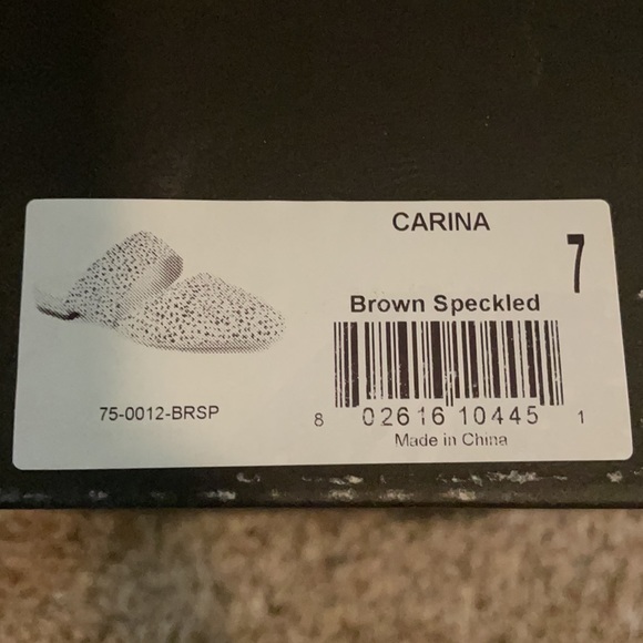 Sandals - Picture 3 of 3